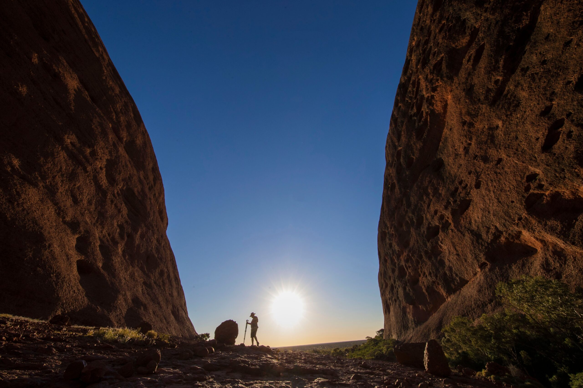 127476-35_Hiking-at-Kata-Tjuta_TNT_Sean-Scott-scaled