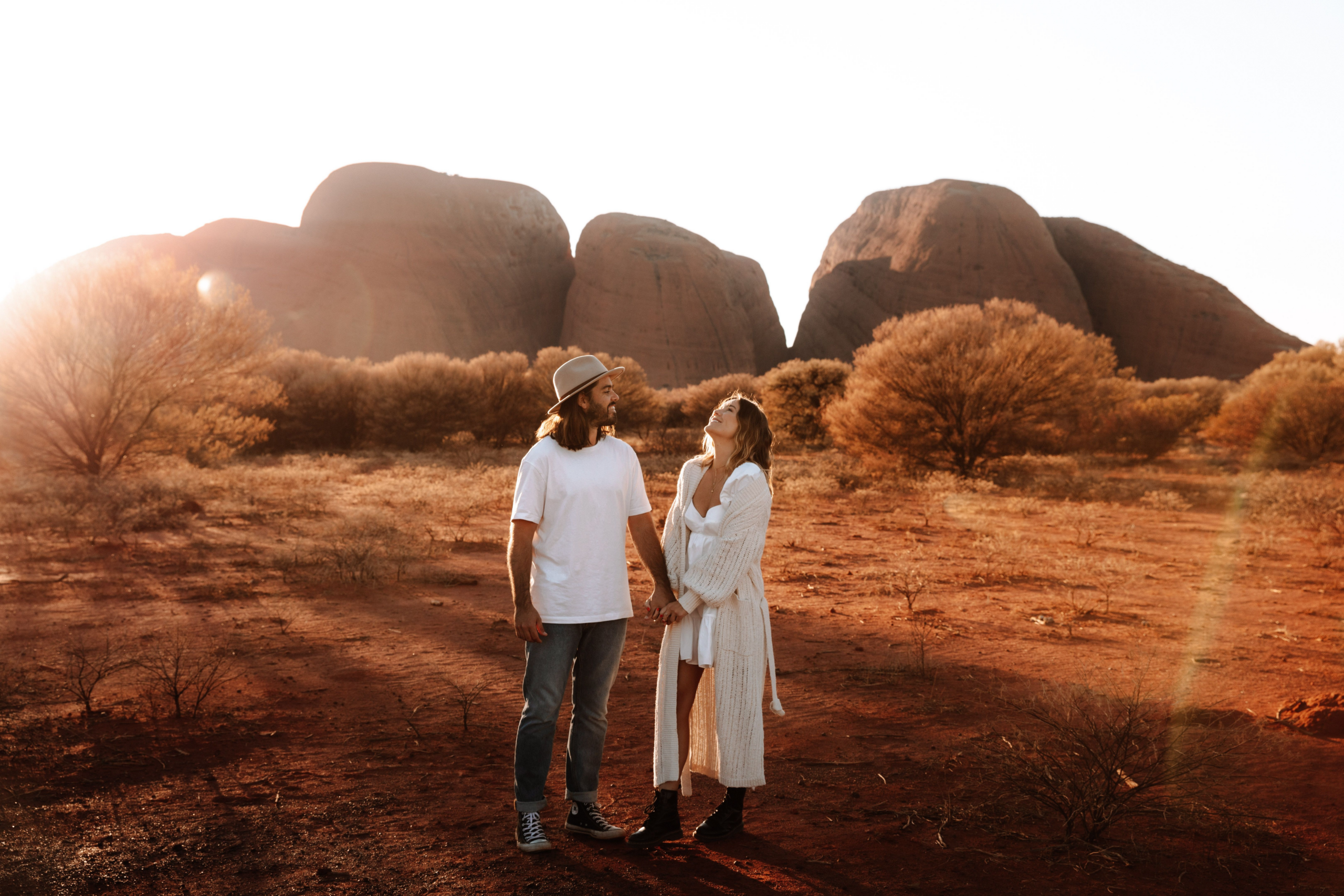 131336-35_Couple-at-Kata-Tjuta-in-the-early-morning_TNT_Kyle-Hunter-Hayley-Anderson